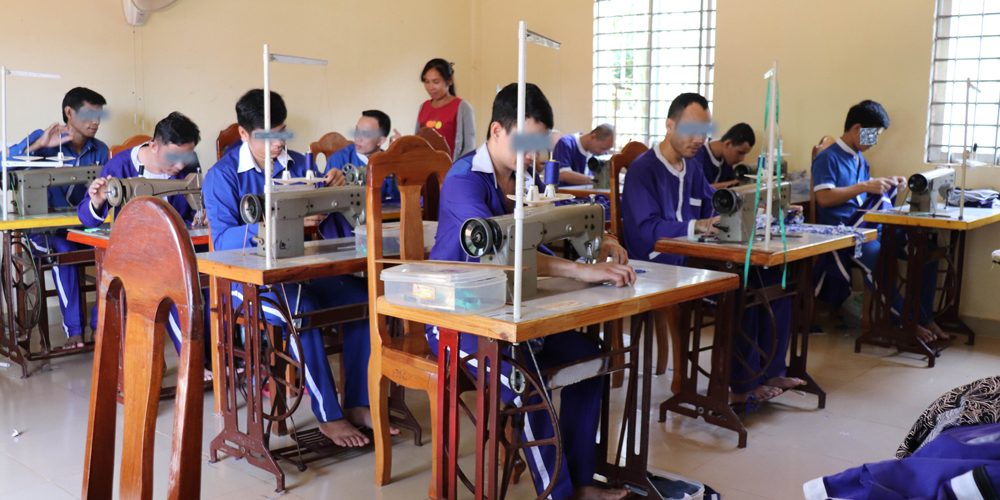 Sewing training at Rattanakiri Prison